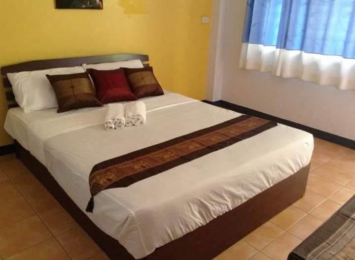Hi Guesthouse Airport Chiang Mai Exterior foto