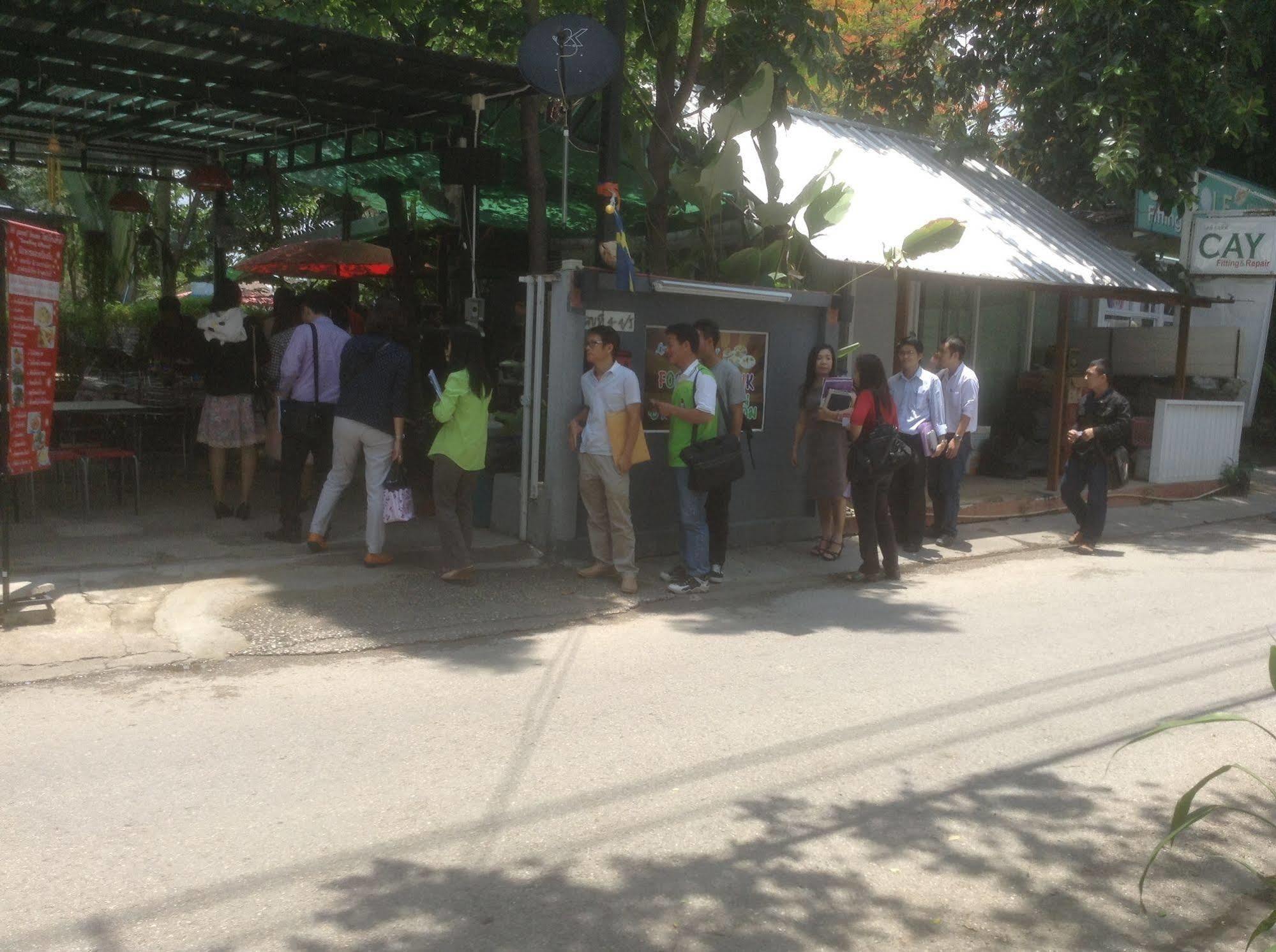 Hi Guesthouse Airport Chiang Mai Exterior foto
