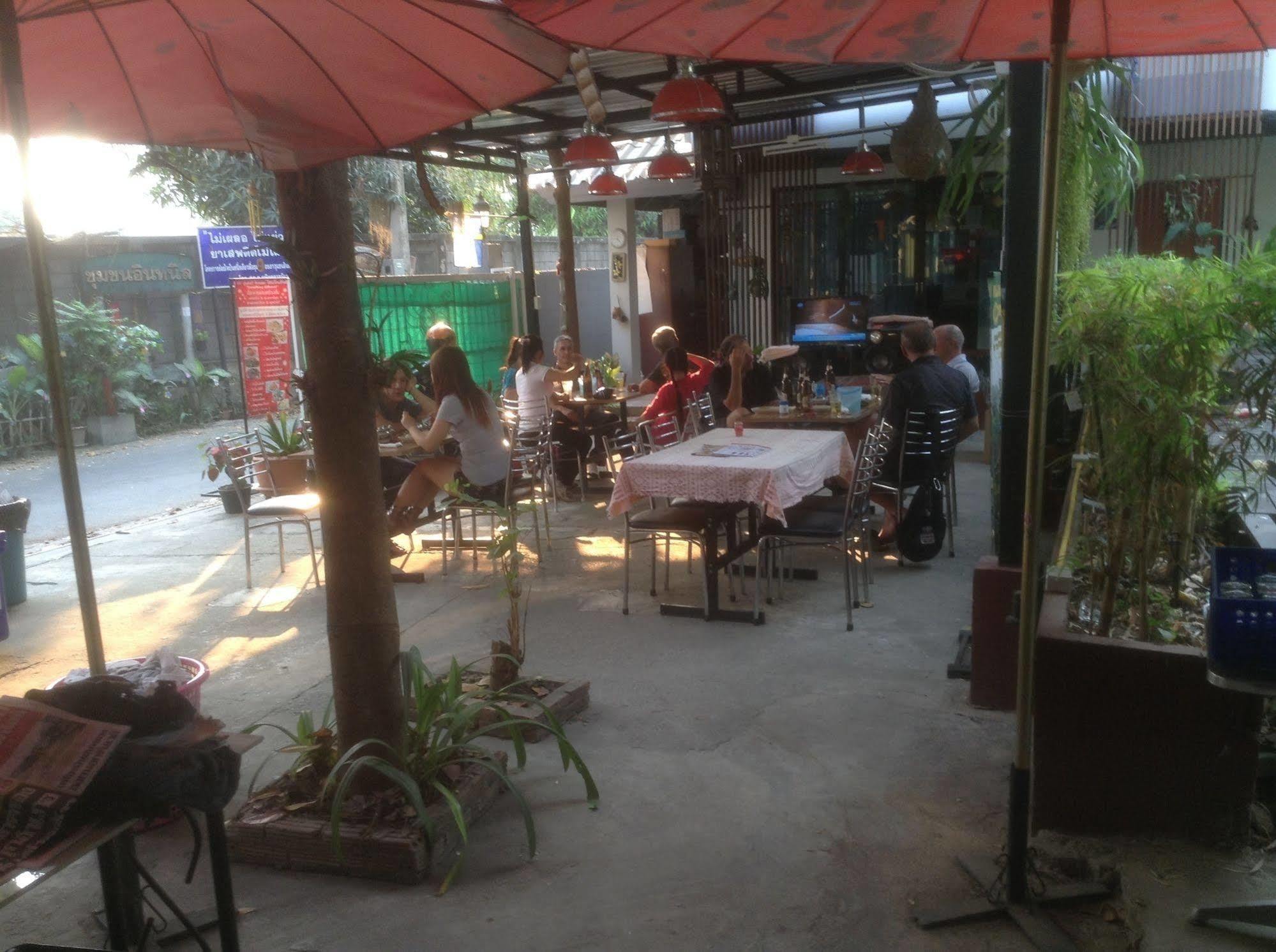 Hi Guesthouse Airport Chiang Mai Exterior foto